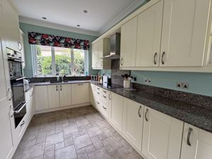 Photo 18- click for photo gallery